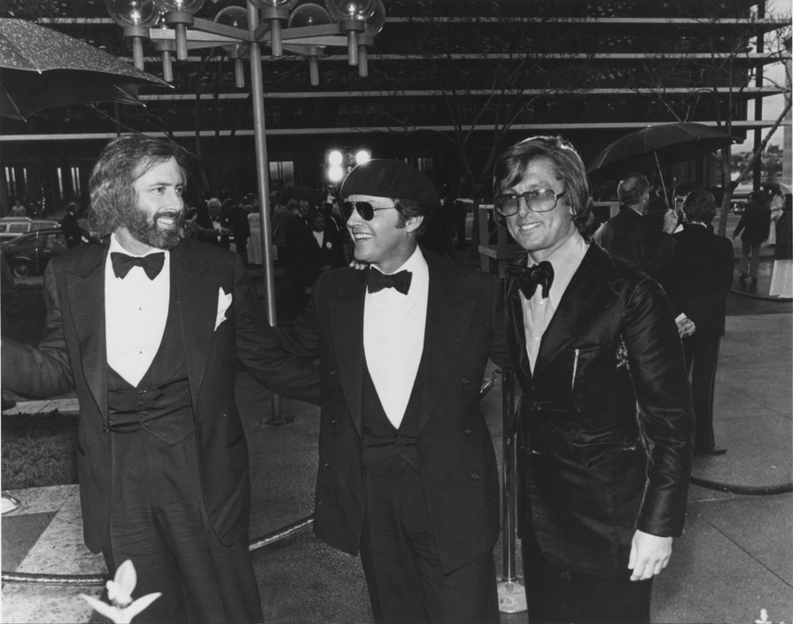 Robert Towne, Jack Nicholson, Robert Evans arrive at Academy Awards hoping for 'Chinatown' wins